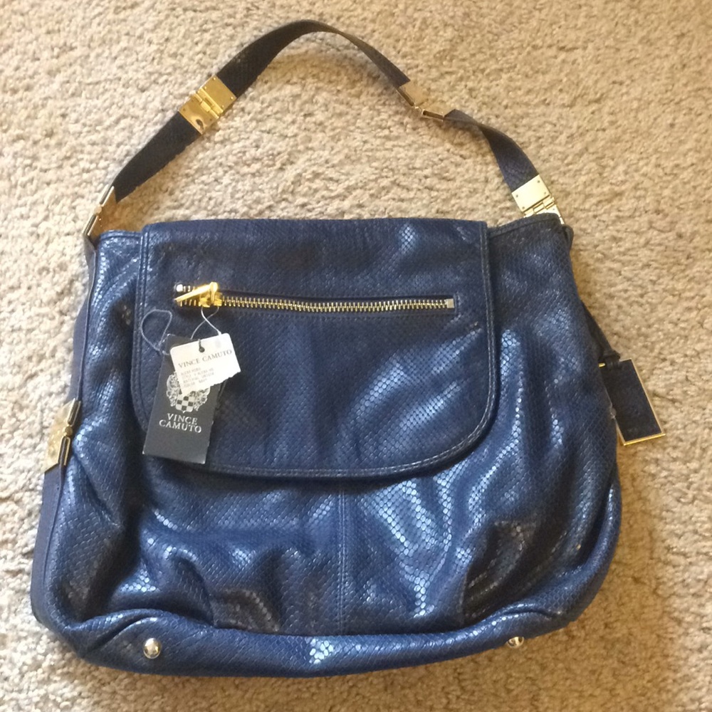 Vince Camuto Shoulder bag!